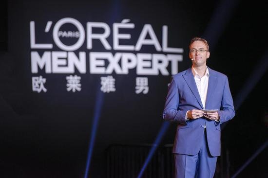 歐萊雅中國副總裁、大眾化妝品部總經理杜涵泰先生